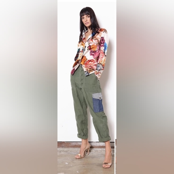 Hark + Hammer Long Sleeve Blouse + Ivory Bouquet Stretch Silk  Size Medium - Picture 1 of 11